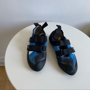 Tenaya climbing/bouldering shoes